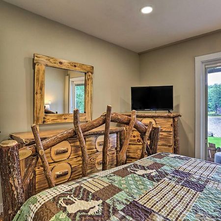 Acre Lake Chalet, 12 Mi To Elk Mountain Ski Resort Kingsley Bagian luar foto