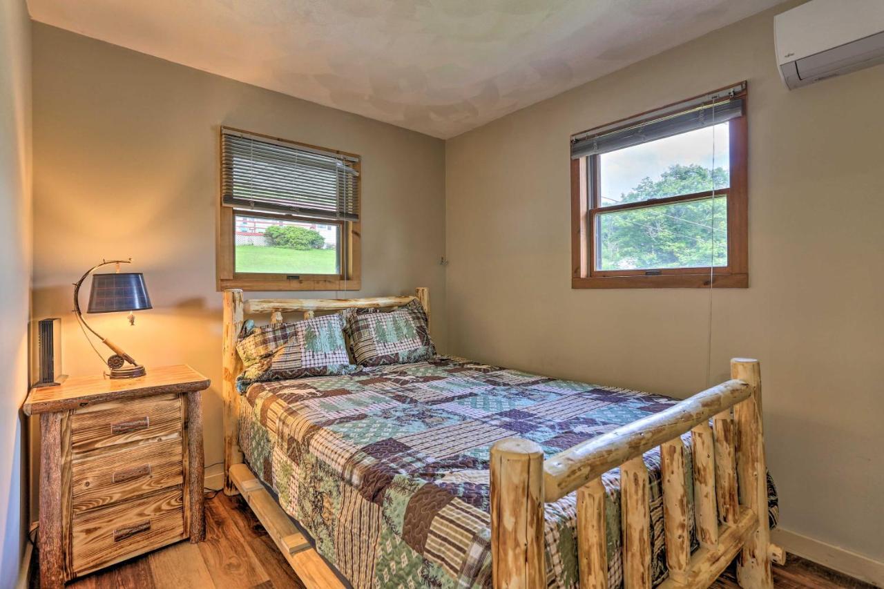 Acre Lake Chalet, 12 Mi To Elk Mountain Ski Resort Kingsley Bagian luar foto